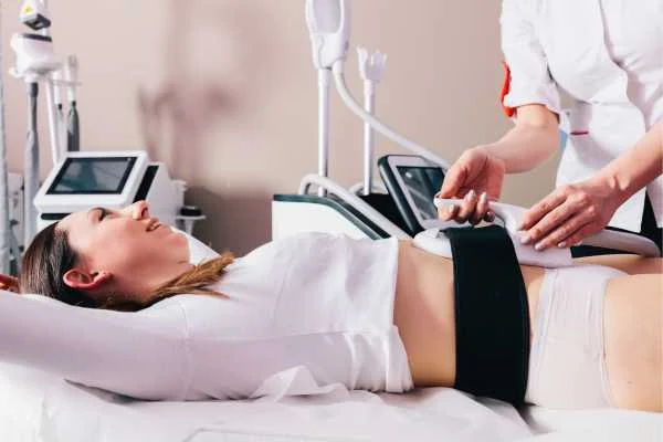 woman having body sculpting to help improve her body image and her mental health Royal Wootton Bassett